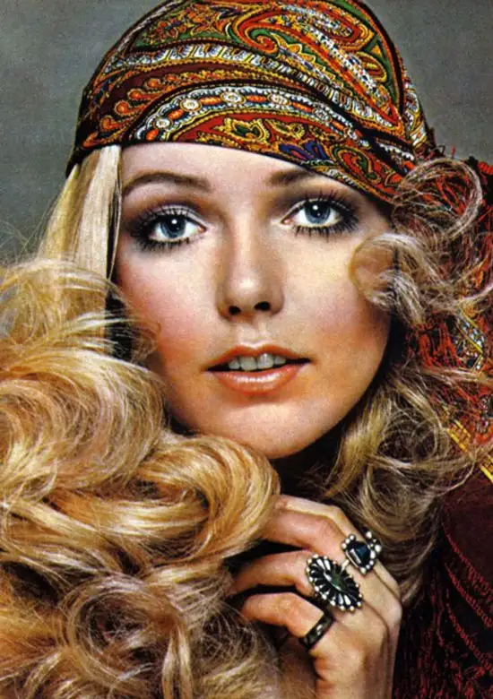 30 Popular 1970s Hairstyles for Women