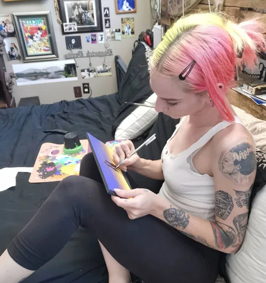 Clip in Middle Part with Framing Sides