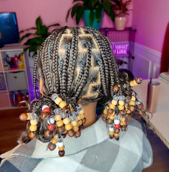 Short Knotless Braids with Multi-colour Beads