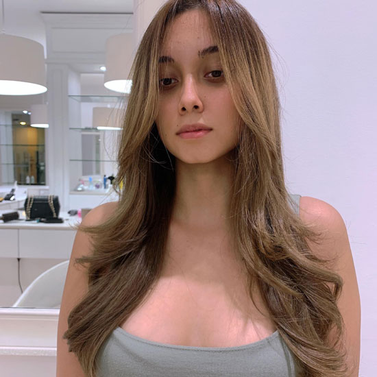 Middle Parted Long Layers