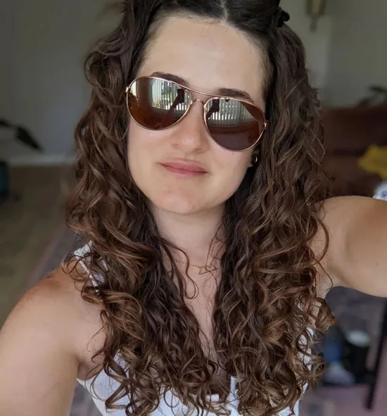 Middle-parted Pinup Curls