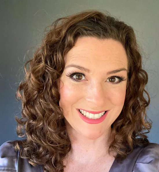 Shoulder-length Curls