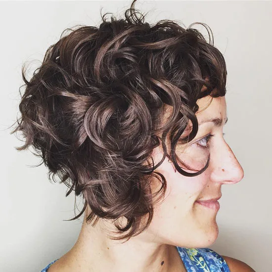 Playful Pixie Bob with Bouncy Waves